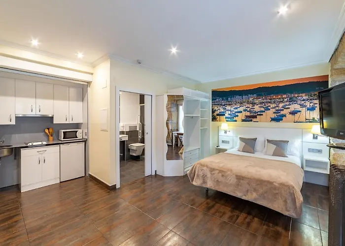 阿依达旅馆 2* 圣塞瓦斯蒂安